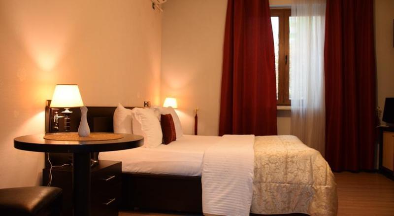 Hotel Eagle 3*