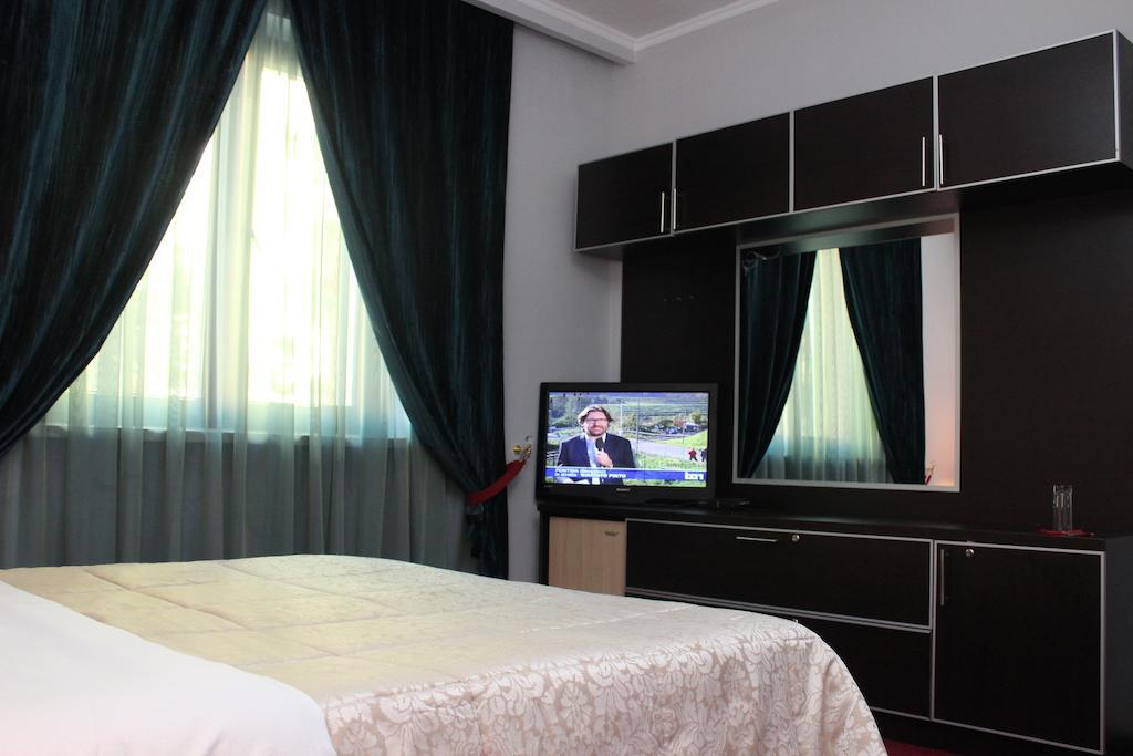 Hotel Eagle 3*