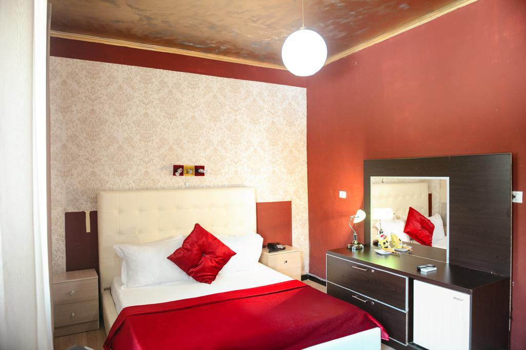 Hotel Eagle 3*
